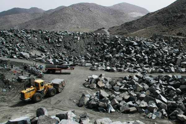 سنگ‌آهن تا دهه فجر در بورس کالا عرضه می‌شود