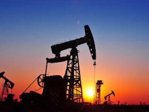 کاهش قیمت جهانی نفت به دنبال افزایش شمار دکل‌های حفاری آمریکا
