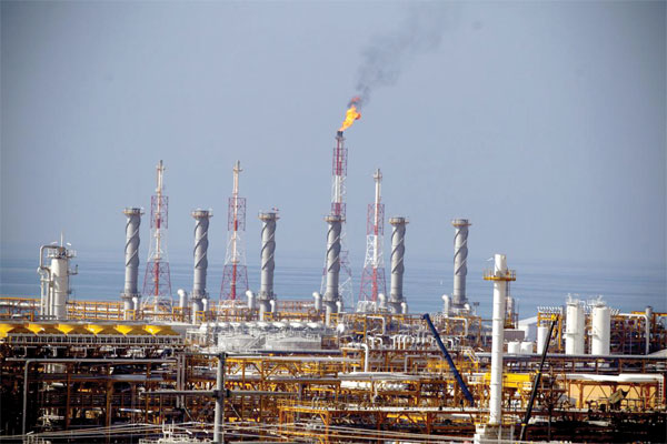 تدبیر دولت، زمینه‌ساز تولید ۳میلیون بشکه نفت در روز