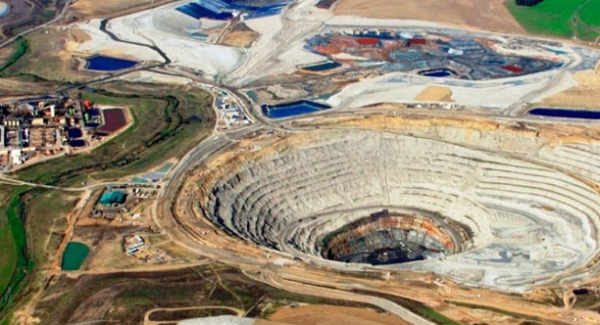 کوبرلاس‌کروشس پرعیارترین معدن روباز مس در جهان است