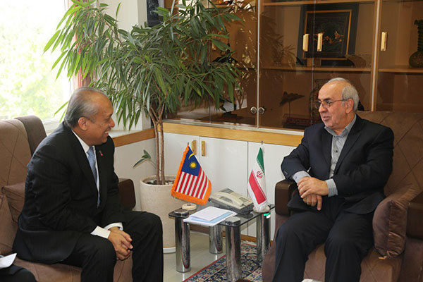 تاکید بر گسترش همکاری شرکت‌های ایرانی و مالزیایی