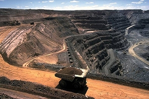 کشف ۲ میلیون تن ذخیره معدنی جدید در خراسان شمالی/ فروش ۱۸۰ تن ماده معدنی آلبلاغ در مزایده