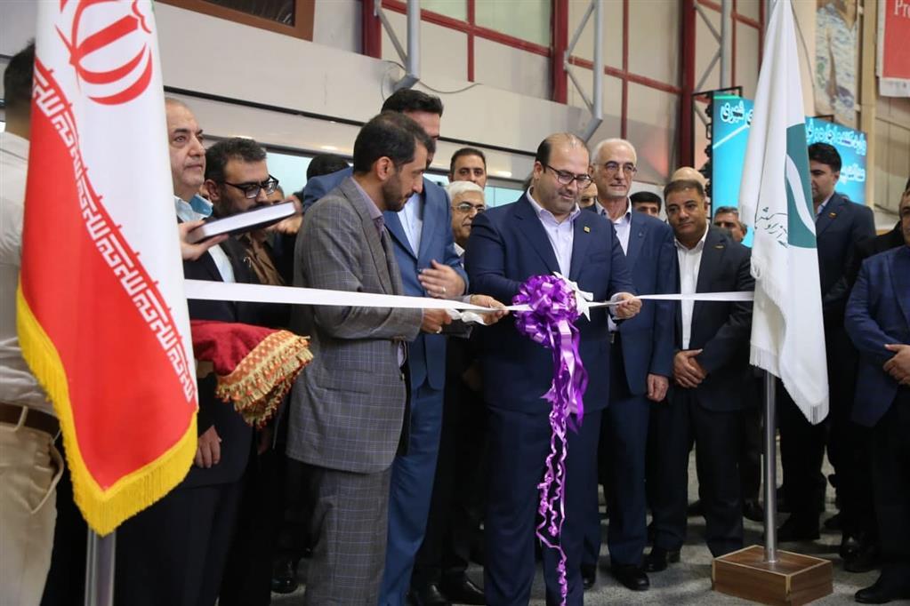 روز شلوغ غرفه شرکت سنگ آهن مرکزی ایران در سمپوزیوم فولاد ۴۰۲